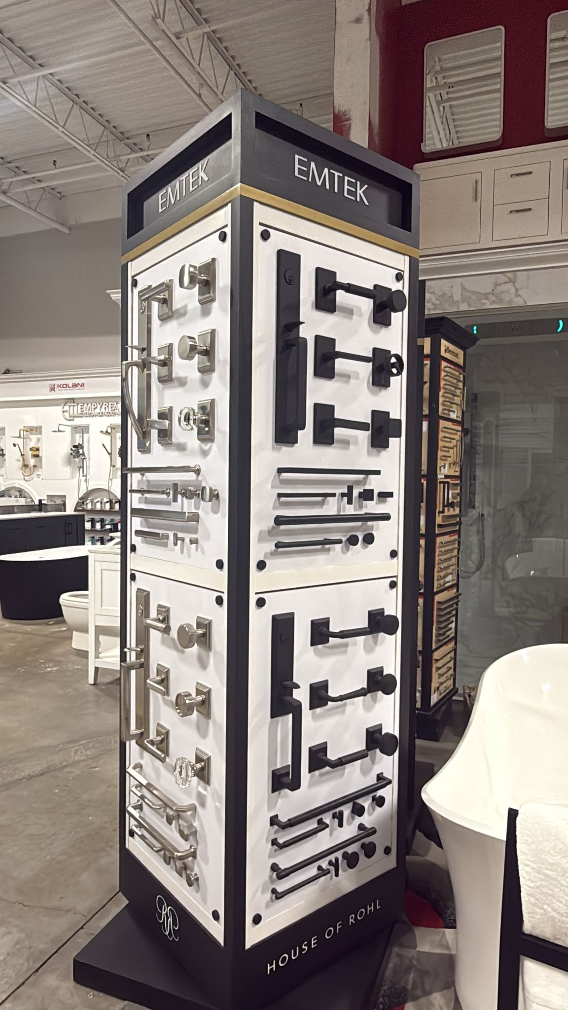 Interior Photo of Vaughan Bath Store